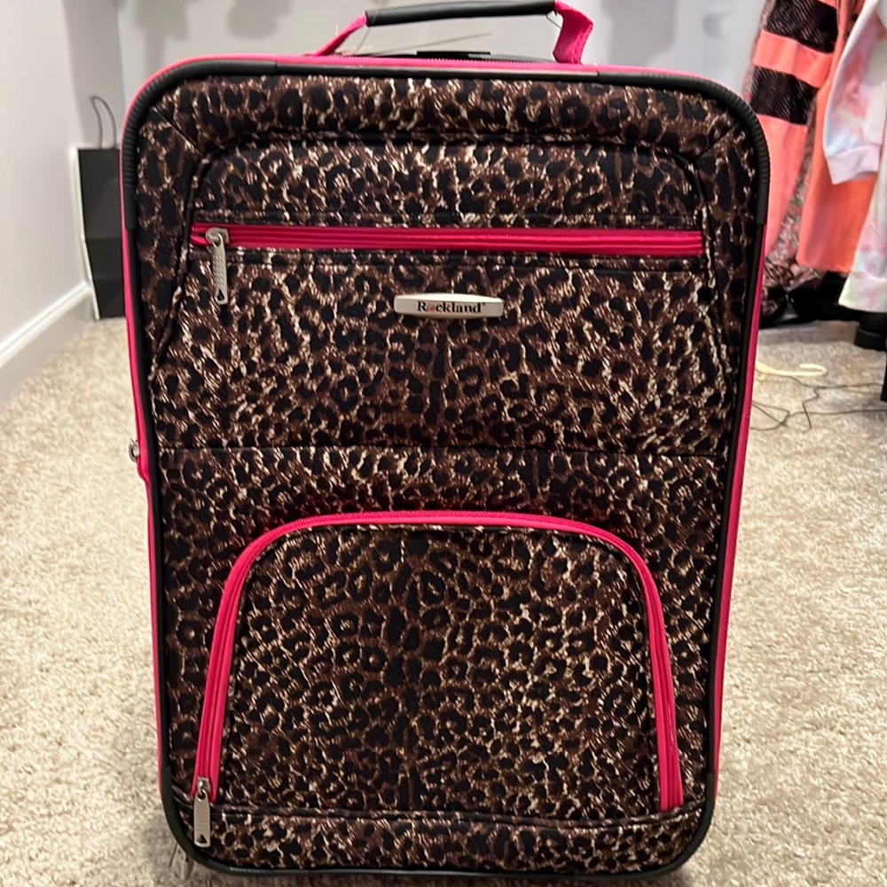 Rockland Pink Leopard Carry On